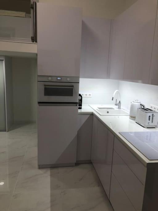 Colton West Deluxe Apartment Budapest Eksteriør bilde
